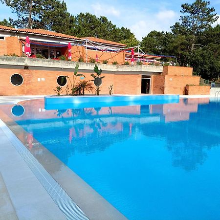 Parque De Campismo Orbitur Foz De Arelho. Hotell Foz do Arelho Eksteriør bilde