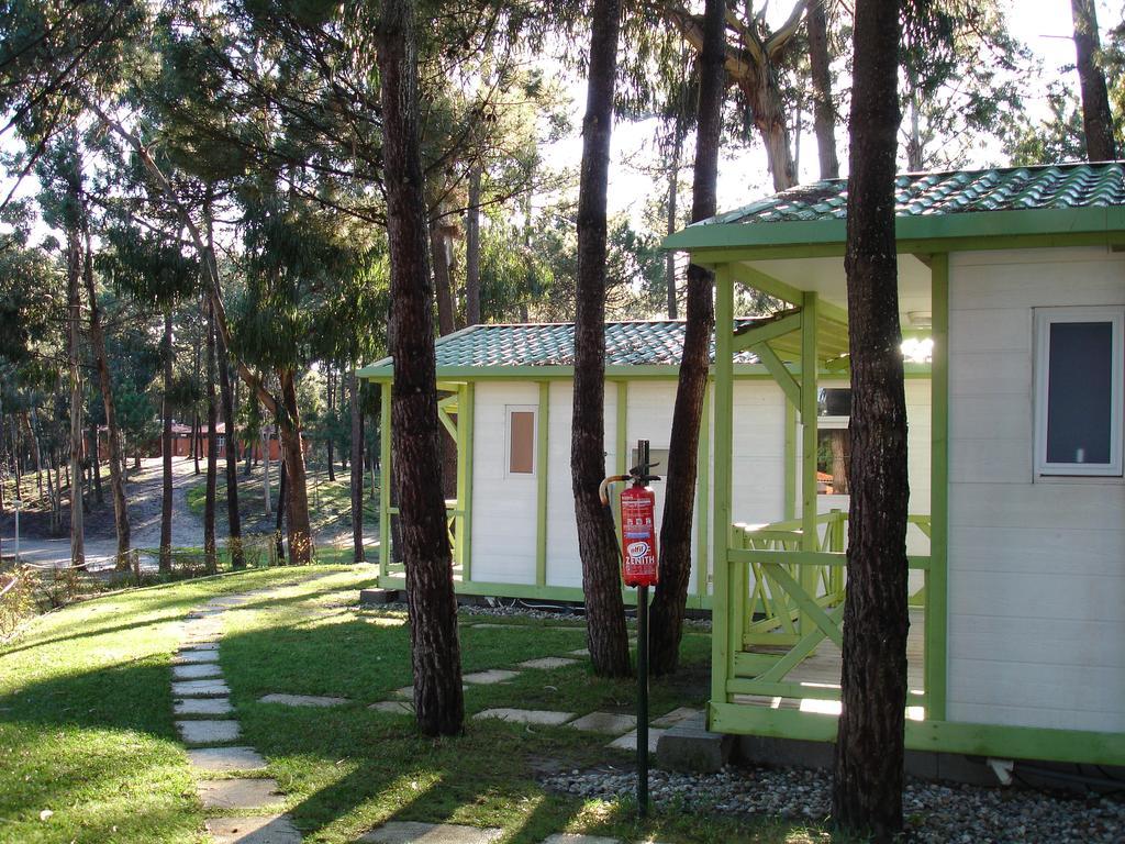 Parque De Campismo Orbitur Foz De Arelho. Hotell Foz do Arelho Rom bilde