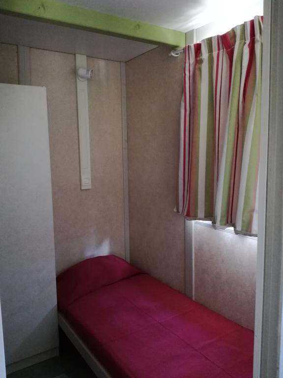 Parque De Campismo Orbitur Foz De Arelho. Hotell Foz do Arelho Eksteriør bilde