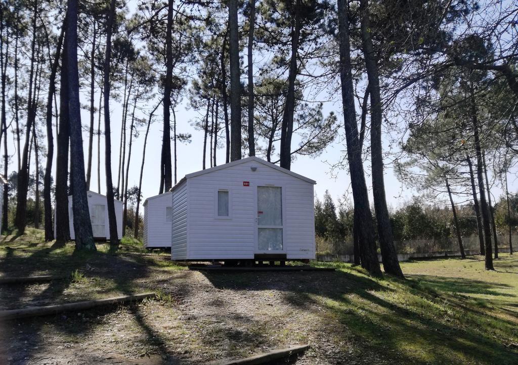 Parque De Campismo Orbitur Foz De Arelho. Hotell Foz do Arelho Eksteriør bilde